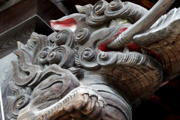 <p>The inside of his mouth and ears are painted red</p>