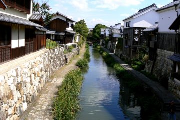 <p>Melihat sepanjang canal</p>