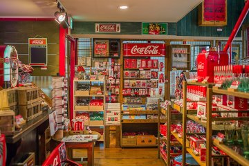 <p>An American vintage design aesthetic is celebrated at Maeda Craft</p>