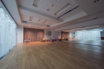 <p>The shared fitness room is a space to flex your biceps and show your fresh moves</p>