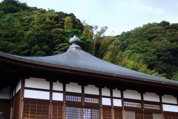 <p>The main temple building was rebuilt in 1989</p>