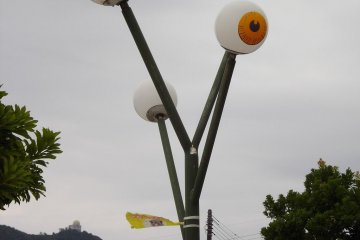 Medama no Oyaji (father of Gegege no Kitaro)