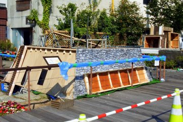<p>Usually, there is a miniature Kitano-Sho Castle standing here. I wonder if a new version will be constructed here again?</p>