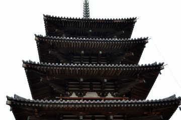 Japan's oldest five-story wooden pagoda is also located at the Horyuji site