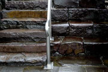 <p>Modern-sized steps versus 16th century sized steps</p>