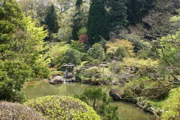 <p>View #3 of the Gardens at the Naritasan temple</p>