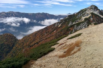 Mount Tsubakuro in the autumn
