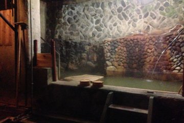 <p>Another bath in the mixed onsen area</p>