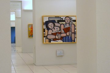 <p>The art is beautifully arranged and lit</p>