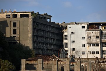 <p>Des enfants ont s&ucirc;rement souri derri&egrave;re chacune des fen&ecirc;tres de ces b&acirc;timents</p>
