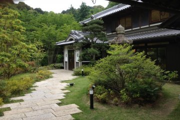 Entrance to the restaurant