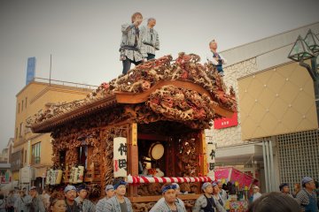 <p>Inside each float is a team of taiko drummers</p>