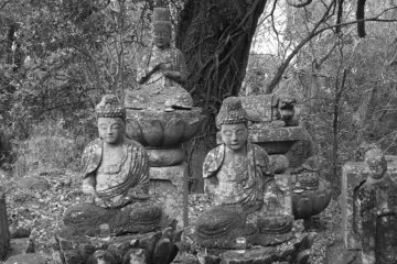 Not only gravestone, but statues as well.