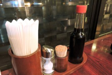<p>There's only one flavor of sauce available here, their special sour sauce, a favorite in Fukui!</p>