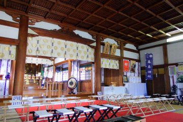 <p>Inside view of the prayer hall</p>
