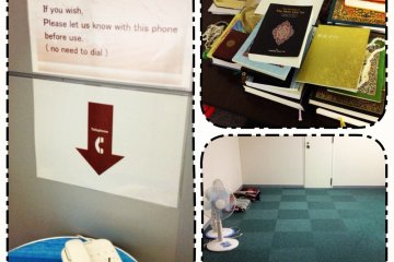 <p>Prayer room sebelum yang sekarang, hanya tersedia satu ruangan saja dan tidak ada fasilitas untuk wudhu</p>