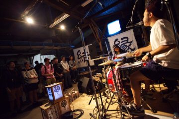 Performance in Yuki sake brewery