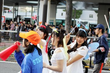 Many of the people involved were happy to be there and posed for photos quickly while they were walking.&nbsp;