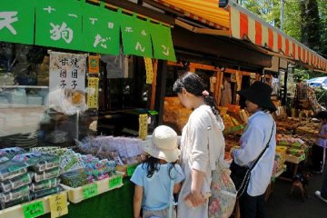 Shopping for omiyage.