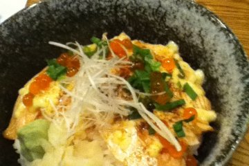 <p>One of dishes at Tsukiji Market</p>