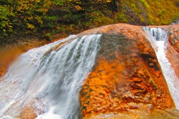 <p>Titik penempatan pertama dan jeram pertama dari Tour, setinggi 3 meter</p>