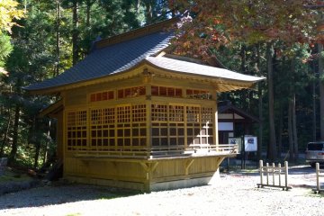 <p>A gathering facility at Dai onsen shrine</p>