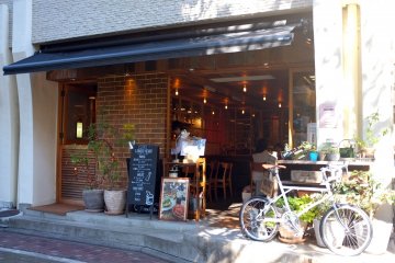 <p>A well-known vegetable-based restaurant; it's called Soaks.</p>