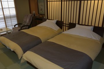 <p>A middle priced room</p>