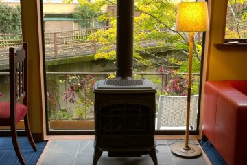 <p>A stove to keep the lobby warm</p>