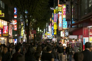 Tokyo Moments: Shinjuku 