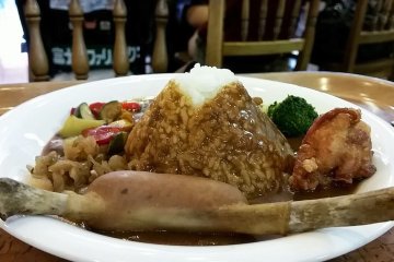 <p>This is one of the meals that you can buy from the restaurant, this is a Mount Fuji rice dish.&nbsp;</p>