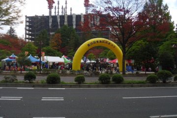 <p>Stalls and performances can be found both in the Shimin Hiroba and in Kotodai-koen</p>