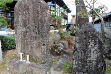 <p>Stone monument of Matsumura Kyuzan (1743－1822), who was a renowned philosopher of Confucianism, as well as the medical doctor to the nobles of Ono Han.</p>