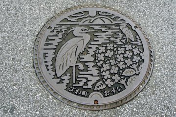 <p>Hydrangeas and herons for Biwako Town (at least, I think they are herons)</p>