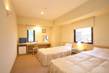 <p>Twin room</p>