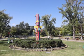 The odd chiming clock