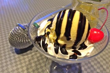 <p>Did somebody say ice cream? Yes, please.</p>