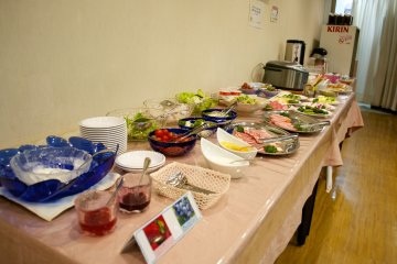 <p>Breakfast buffet at Hotel Wellness Yokoteji is served daily 07.00-09.00 in the hotel's Kamakura Restaurant</p>