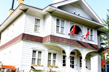 <p>Nelson Hall at the Canadian Village in Niji&nbsp;no Sato</p>