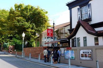 <p>Ben's House milik Ben Alison dari Inggris yang gemar berburu</p>