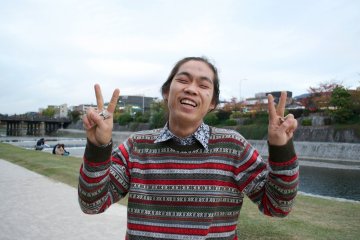 <p>I got to talk to this young man for only 5 minutes but his energy and positive aura inspired me 100%</p>