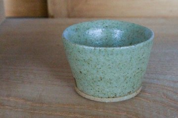 <p>Gaya tembikar tradisional Kasama</p>