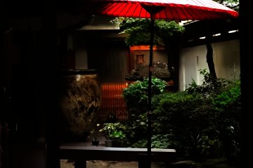 <p>Wow, what a nice garden! This place surely lives up to its alias, 'Small Kyoto of Hida'.</p>