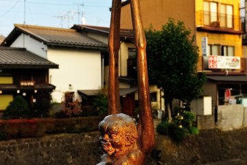 <p>Unique statue on the parapet of Kaji Bridge in the center of Takayama city</p>