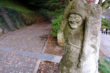<p>Fierce-looking Fudo-Myo-O statue</p>
