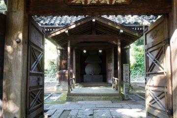 <p>Entrance to the mausoleum section in one corner of the park</p>