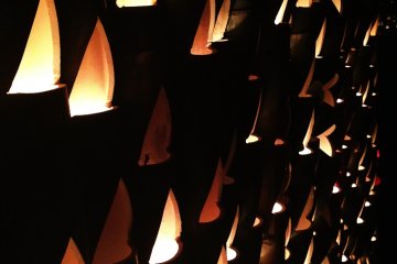 <p>A closeup of the triangular cut-outs in the bamboo lanterns.</p>