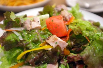 <p>Salad yang segar</p>