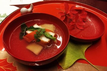 <p>Very tasty and light fish broth with pieces of fish and fish cake</p>