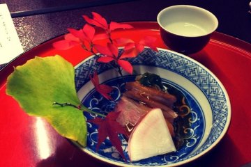 <p>Carefully cut pieces of gourmet duck meat &ndash; my favorite dish!</p>